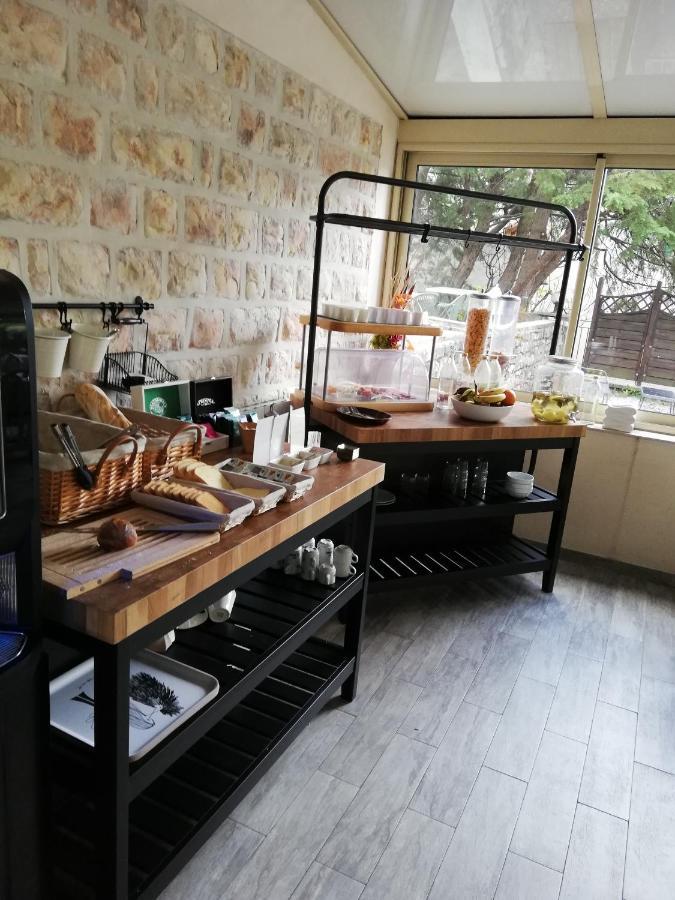 Logis Hotel & Restaurant Le Carnot Die Zewnętrze zdjęcie